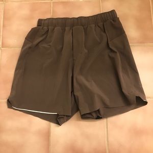 Men’s Lululemon Surge 6” Inseam Size Small